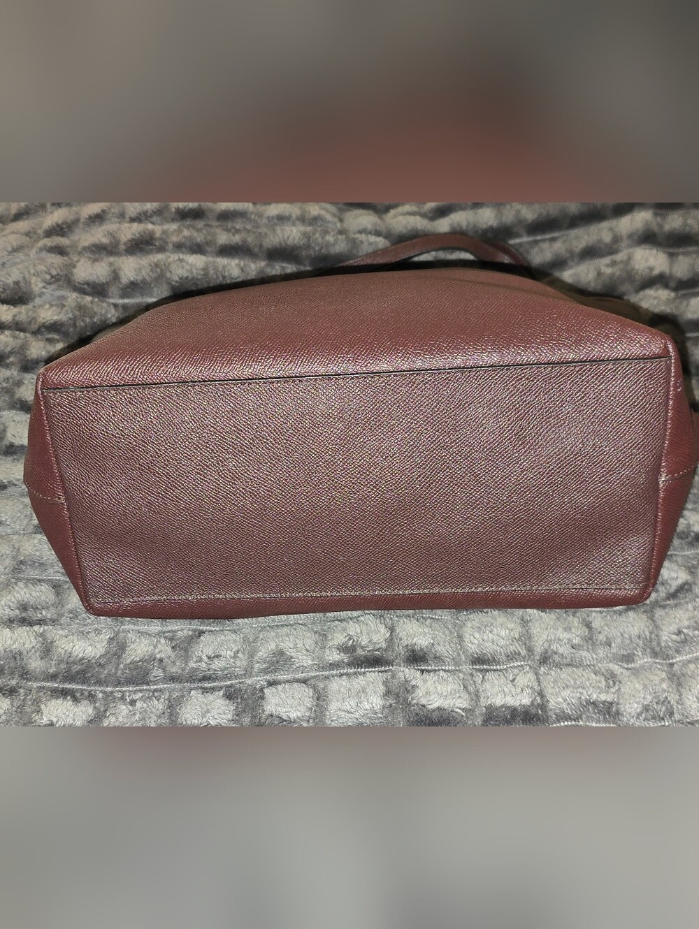 Coach City Tote In Oxblood Crossgrain Leather.  Like New - Picture 9 of 15